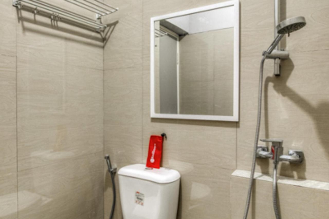 Reddoorz Near Malioboro Tugu Station Jogja 2 Hotel Yogyakarta Exterior photo